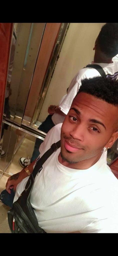 Chico busca chica en Valencia: 