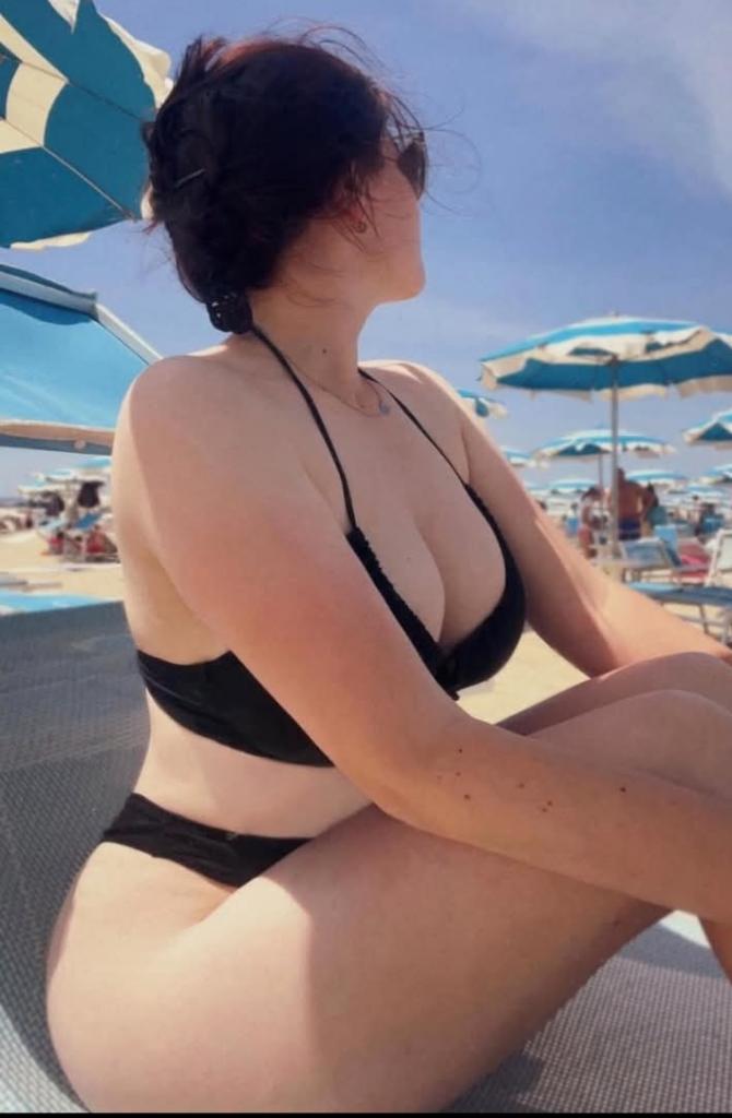 Chica busca chico en Sevilla: 