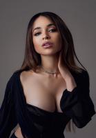 654660979: Chica busca chico en Madrid