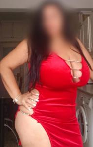 631696489: Chica busca chico en Barcelona