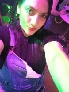 611295048: Chica busca chico en Navarra