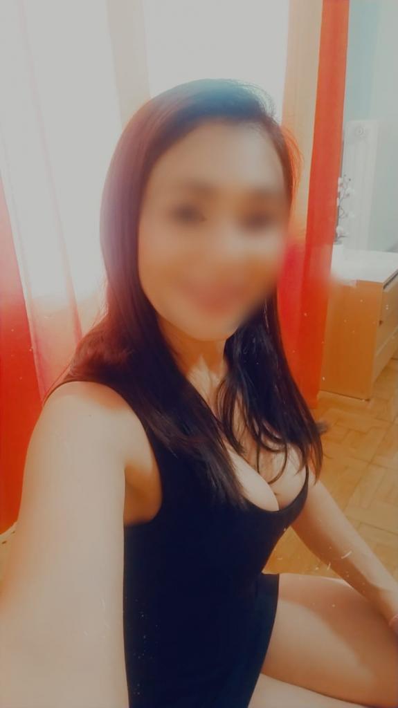 610745371: Chica busca chico en Zaragoza