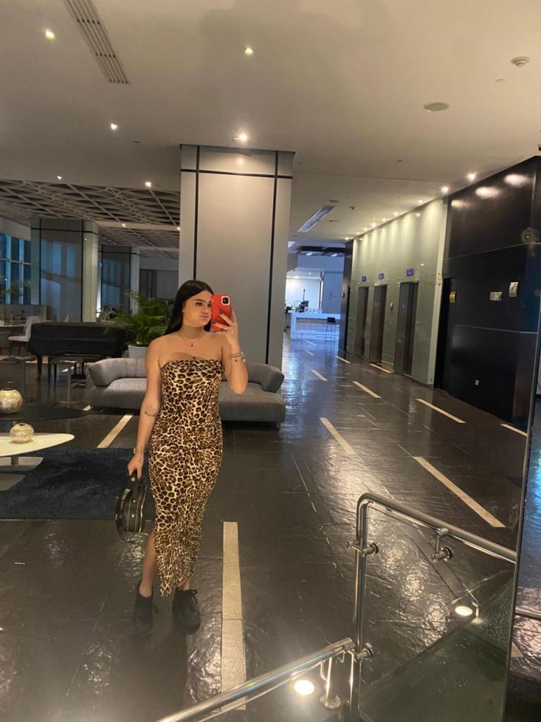 Chica busca chico en Huelva: 