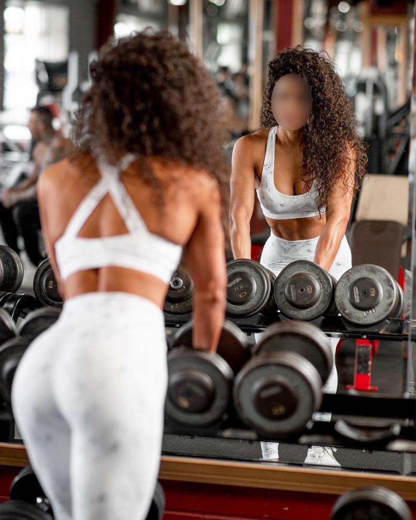 666566992: Chica busca chico en Barcelona