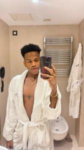 611271304: Chico busca chica en Madrid