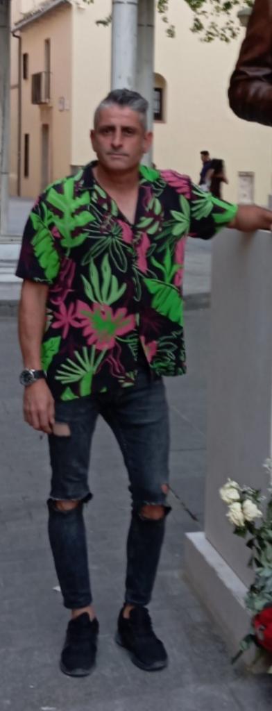 604474792: Chico busca chica en Córdoba