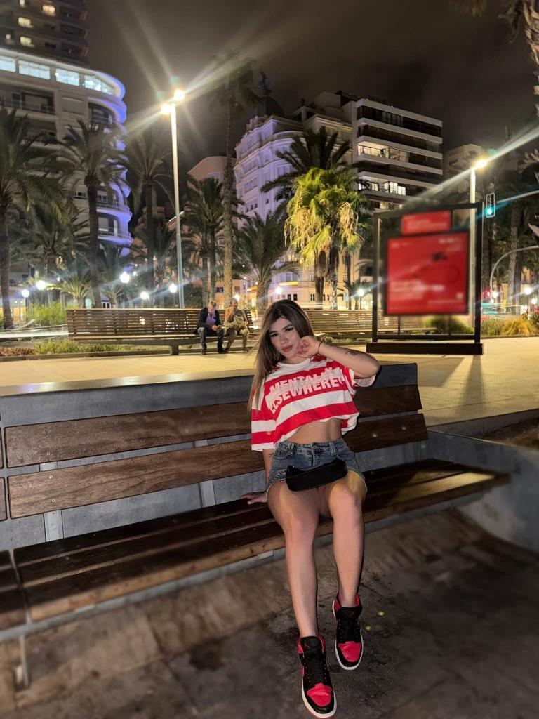 Chica busca chico en Asturias: 