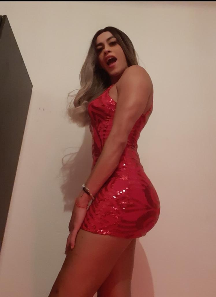 614220589: Travesti en Málaga