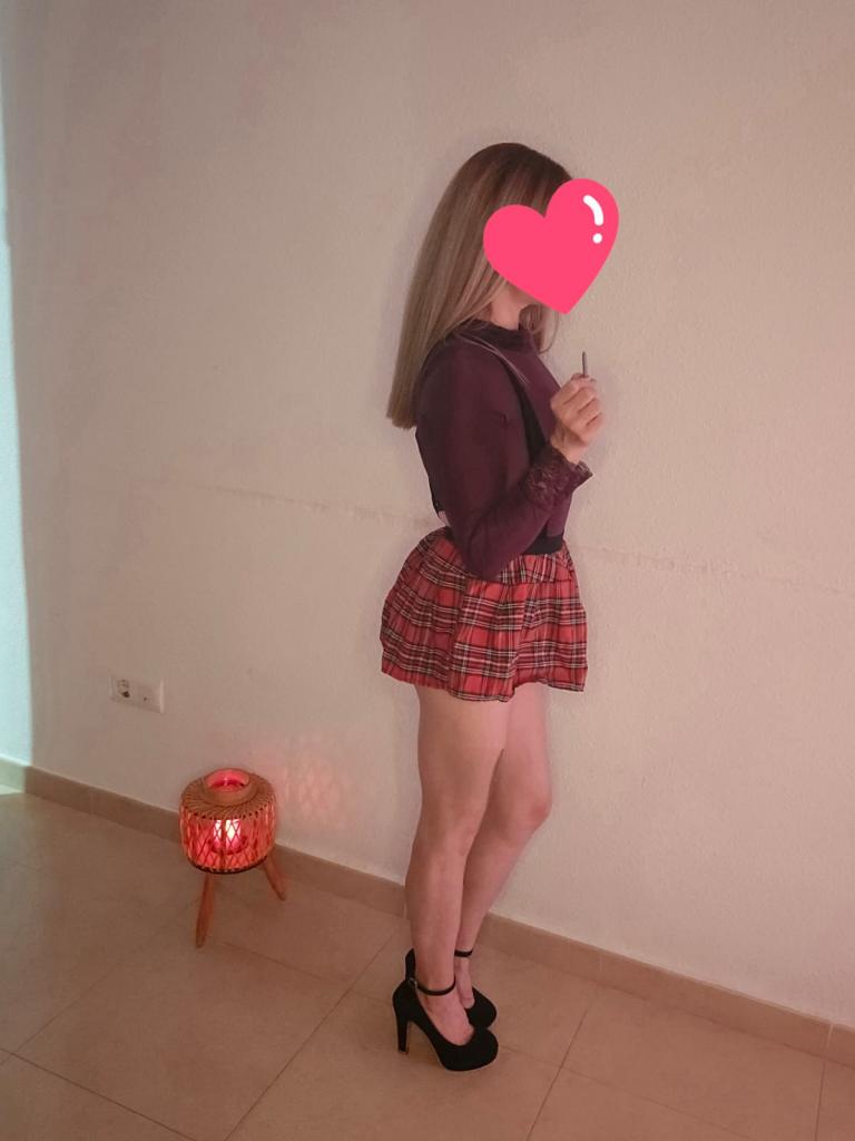 Chica busca chico en Almería: 