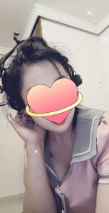 631885757: Chica busca chico en Barcelona