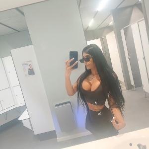 613383760: Travesti en Toledo