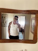 610422726: Chico busca chica en La Coruña