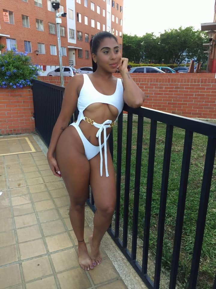 642403336: Chica busca chico en Almería