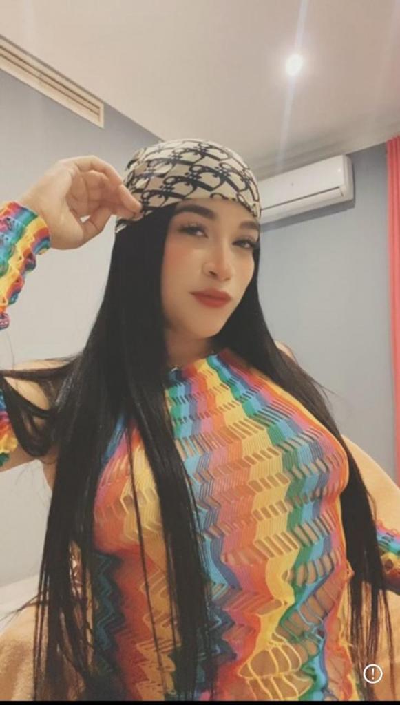 Chica busca chico en Ibiza: 