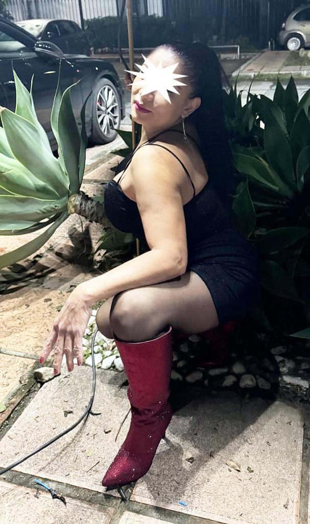 Chica busca chico en Alicante: 