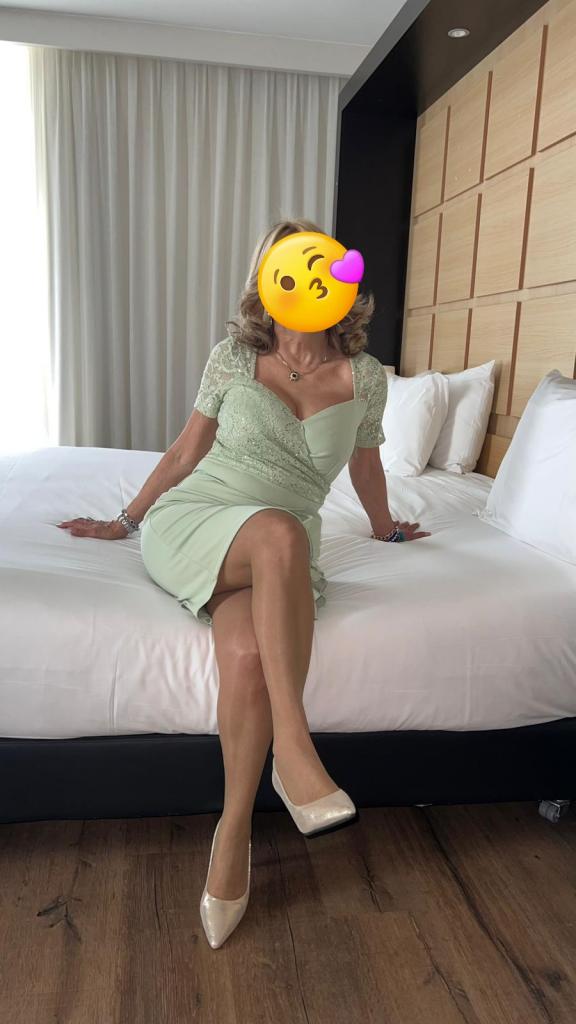 617594324: Chica busca chico en La Rioja