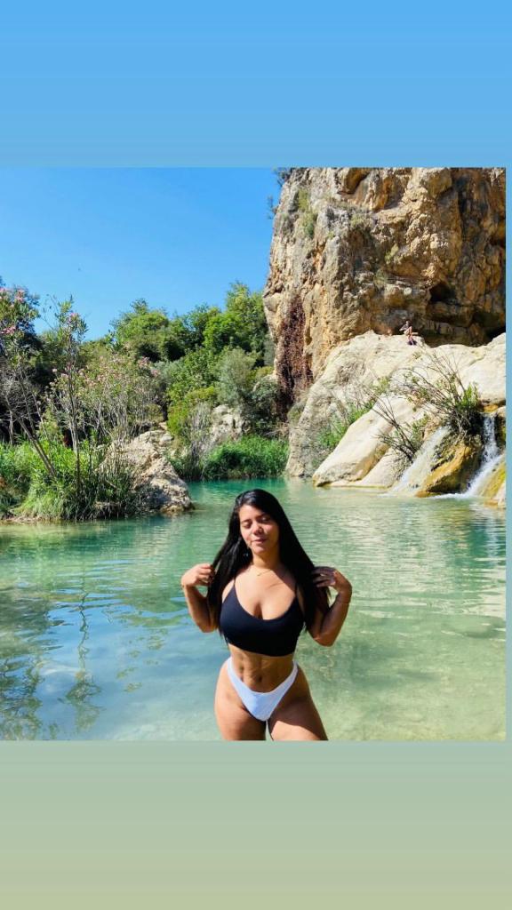 Chica busca chico en Sevilla: 