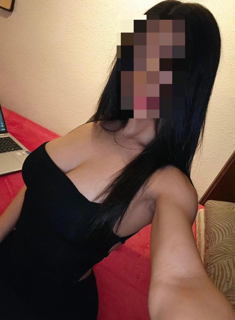 647797237: Chica busca chico en Zaragoza