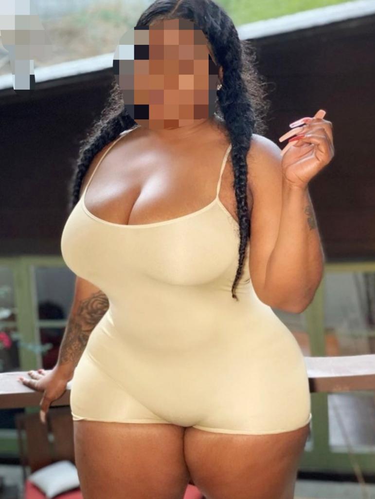 Chica busca chico en Almería: 