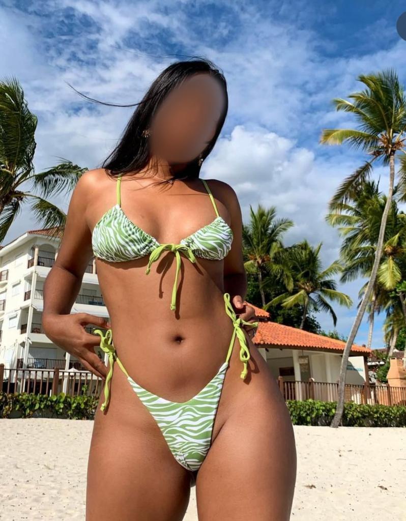 Chica busca chico en Almería: 