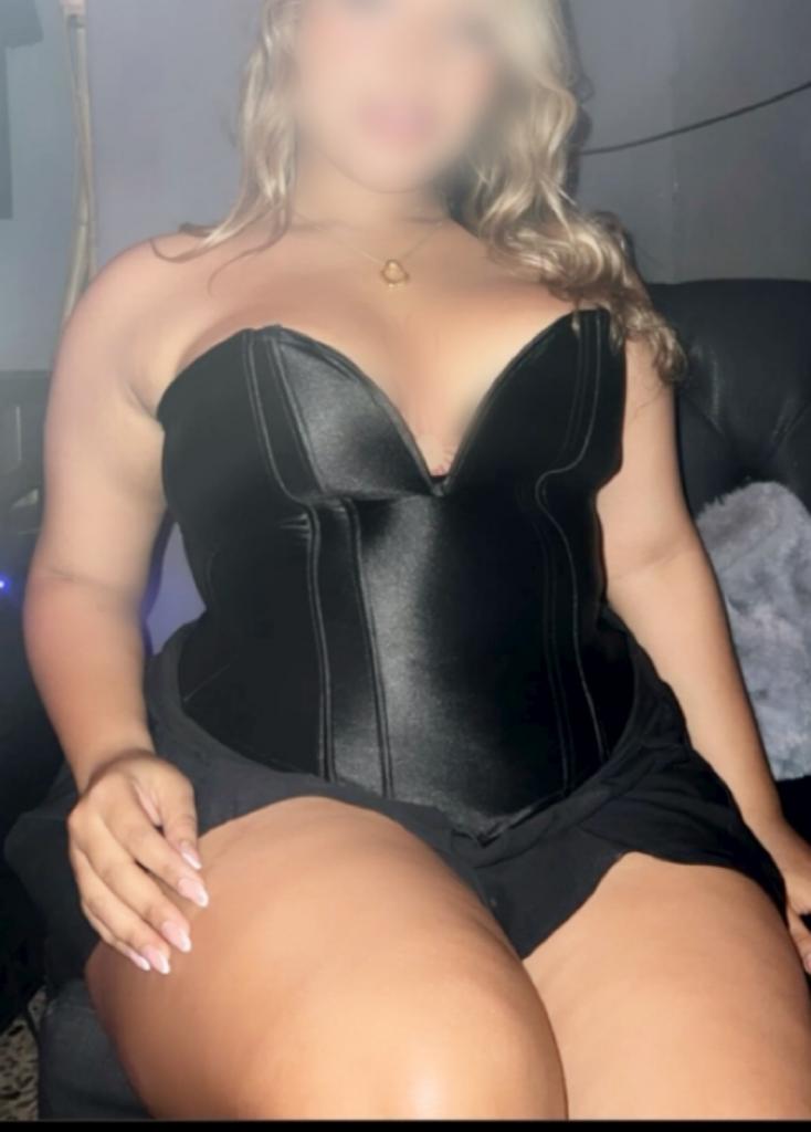 Chica busca chico en Cádiz: 