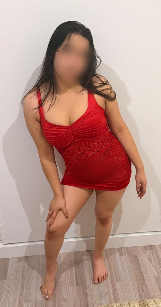613789227: Chica busca chico en Granada