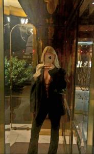 642040050: Chica busca chico en Barcelona