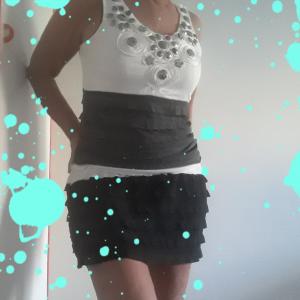 638183796: Chica busca chico en Gerona