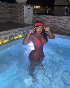 614960200: Chica busca chico en Barcelona