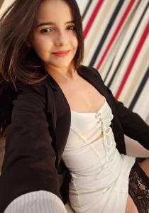 742036703: Chica busca chico en Pontevedra