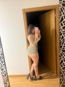 675581088: Chica busca chico en La Coruña