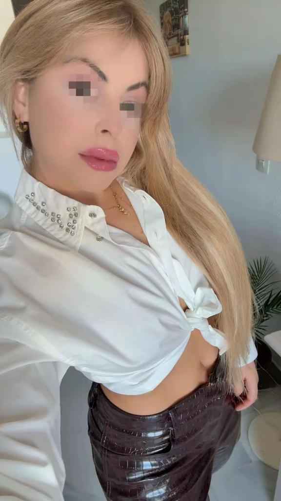 Chica busca chico en Cádiz: 