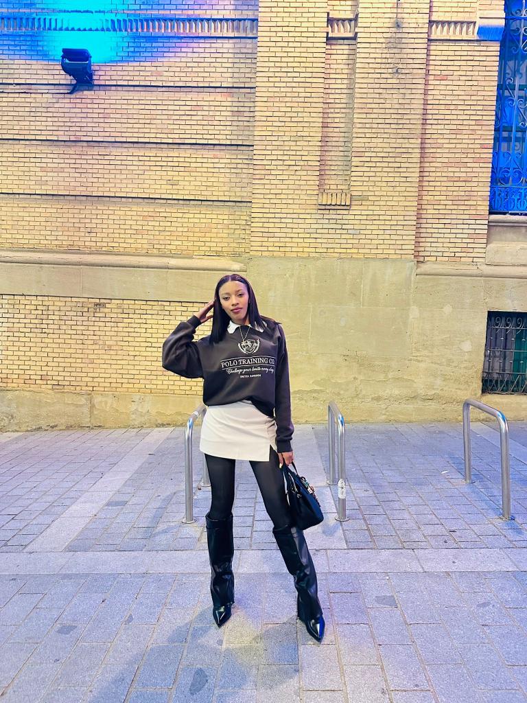 Chica busca chico en Sevilla: Chica busca chico