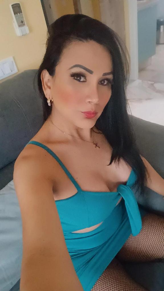 Chica busca chico en Cantabria: 