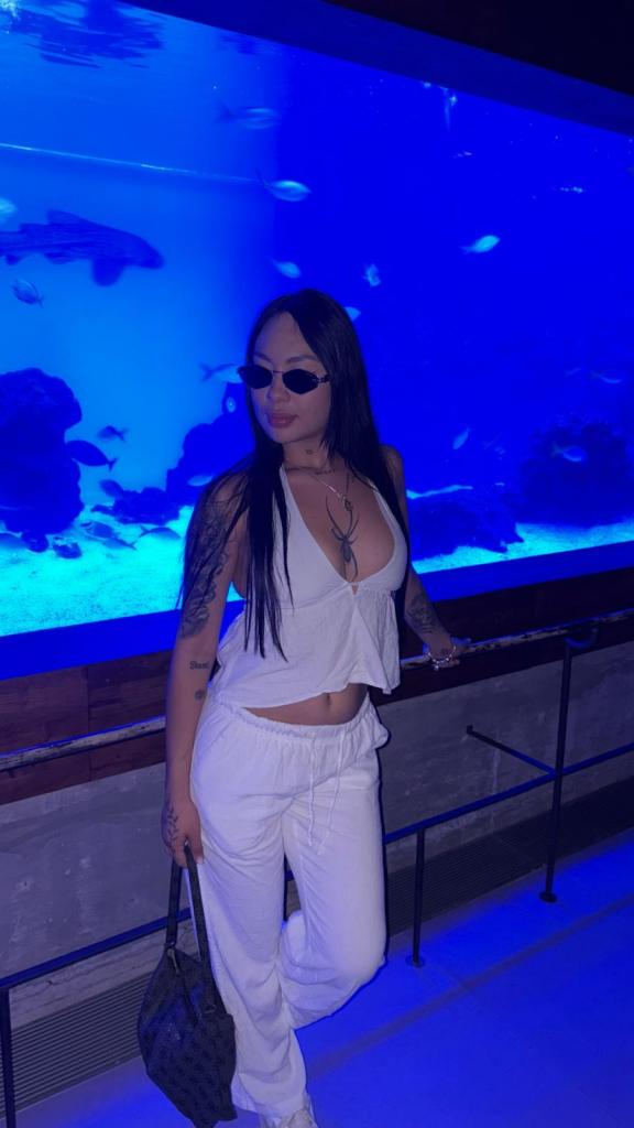 647935574: Chica busca chico en Málaga