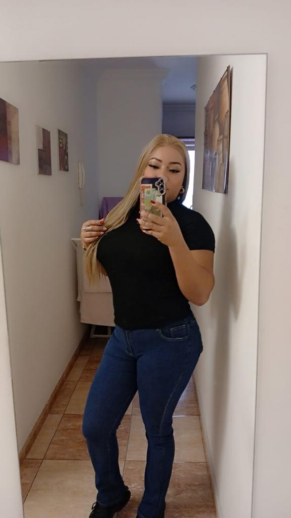 Chica busca chico en Tenerife: 