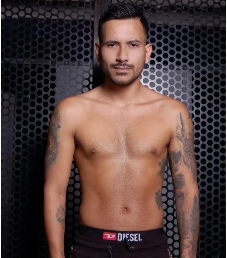 Chico busca chica en Barcelona: 