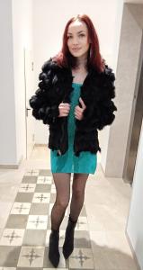 677946855: Chica busca chico en Alicante