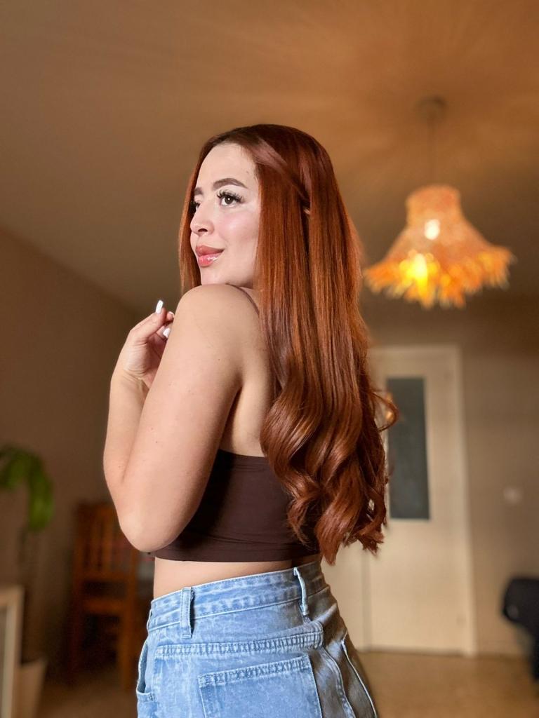 617917415: Chica busca chico en Sevilla