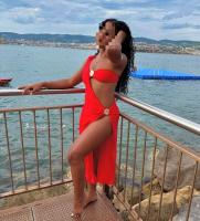 604162349: Chica busca chico en Pontevedra