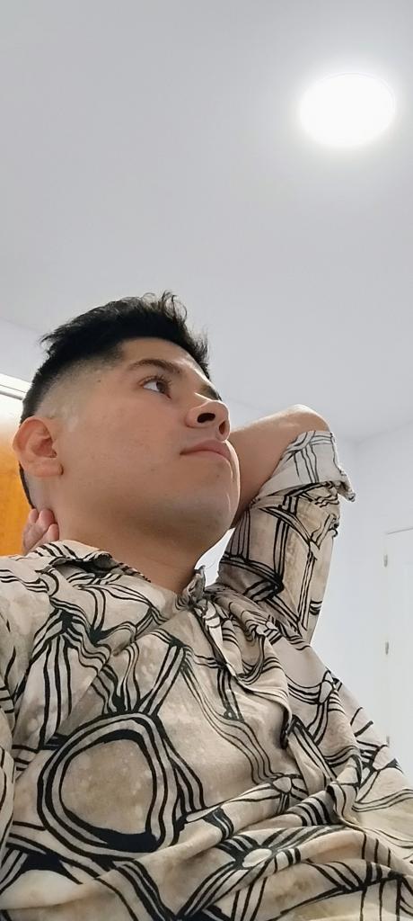 Chico busca chica en Almería: 