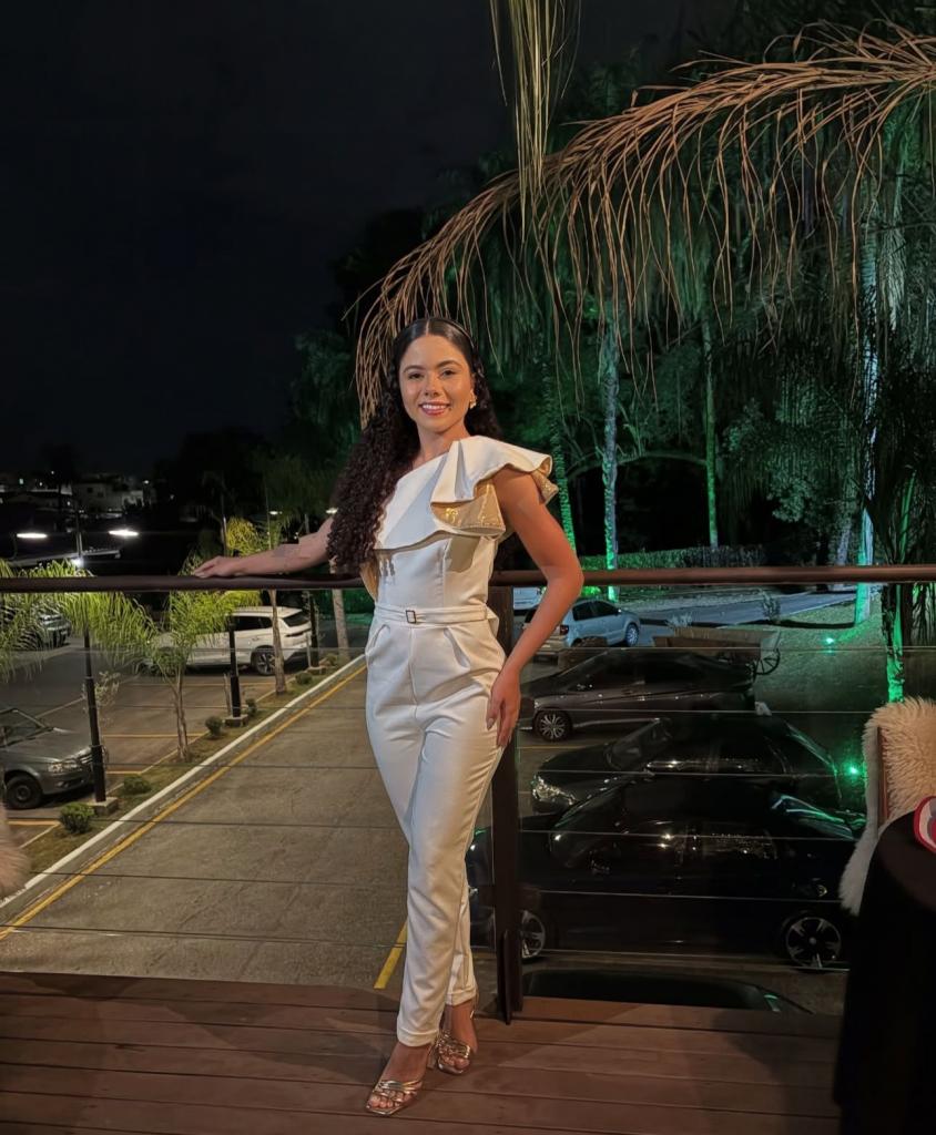 629816993: Chica busca chico en Alicante