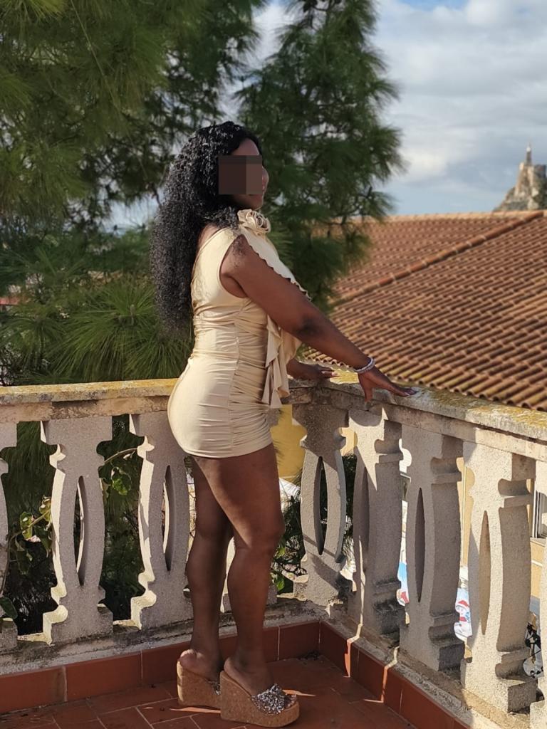 Chica busca chico en Alicante: 