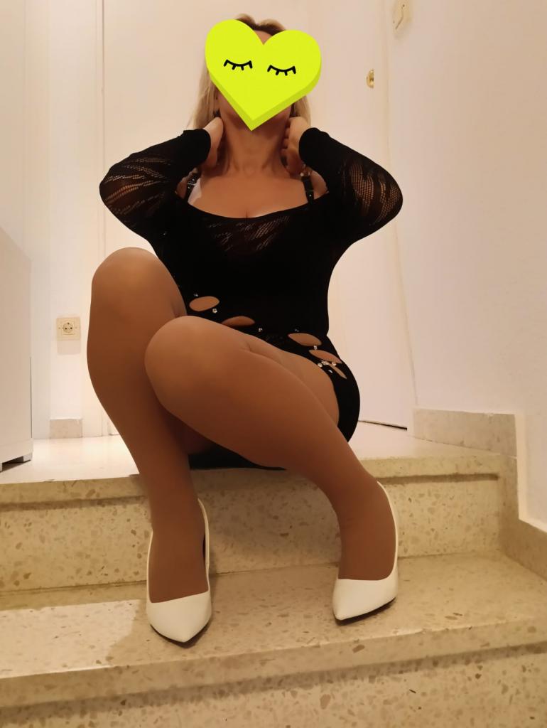 Chica busca chico en Sevilla: 