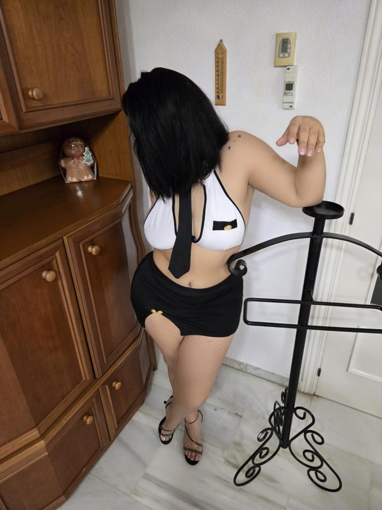 Chica busca chico en Málaga: Chica busca chico