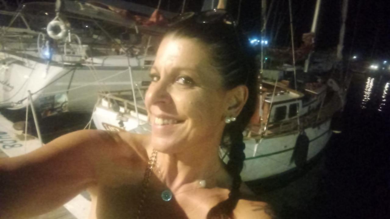 Chica busca chico en La Coruña: 