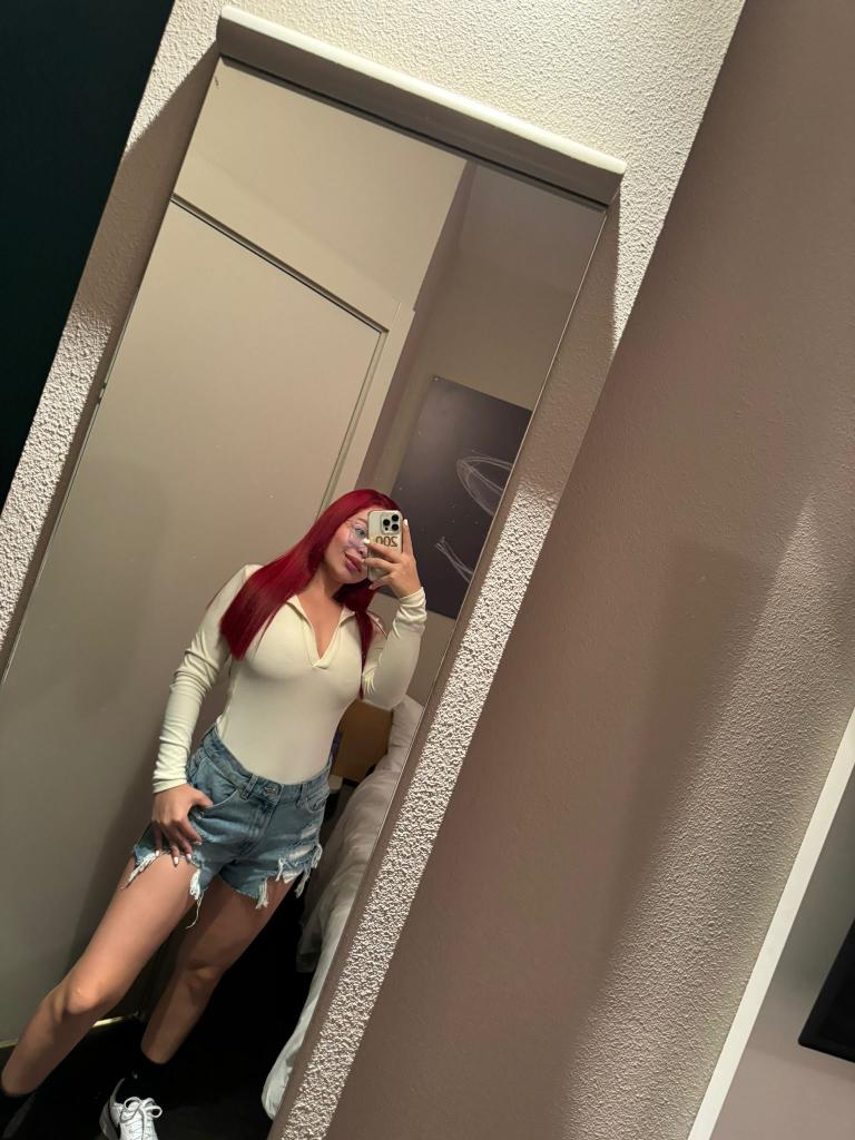 Chica busca chico en Murcia: 