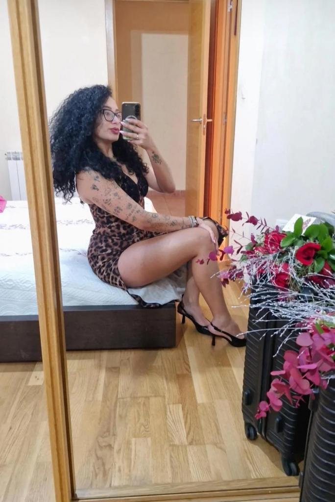 Chica busca chico en Orense: 