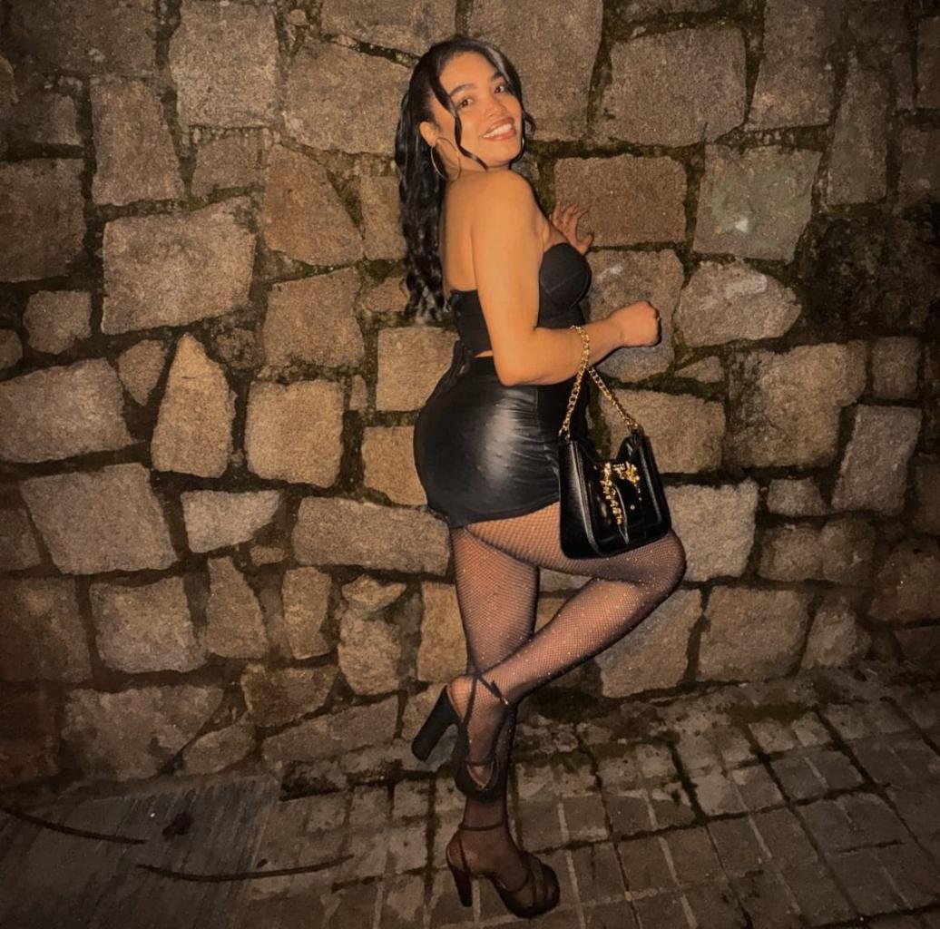 642403147: Chica busca chico en Badajoz