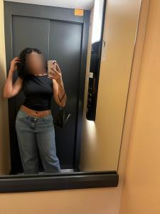 630682989: Chica busca chico en Cáceres